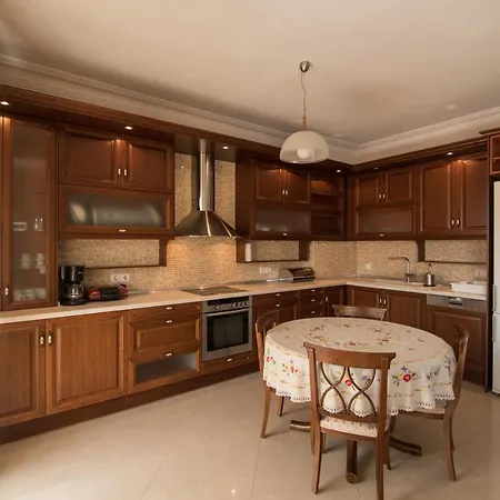 Nesting Ramblers Skg #1